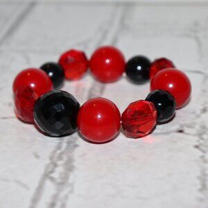 ❤️🖤 Red & Black Glass Beaded Bracelet · 7" · Ember Glow ✨